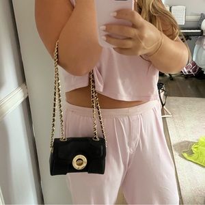 Henri bendel mini bag